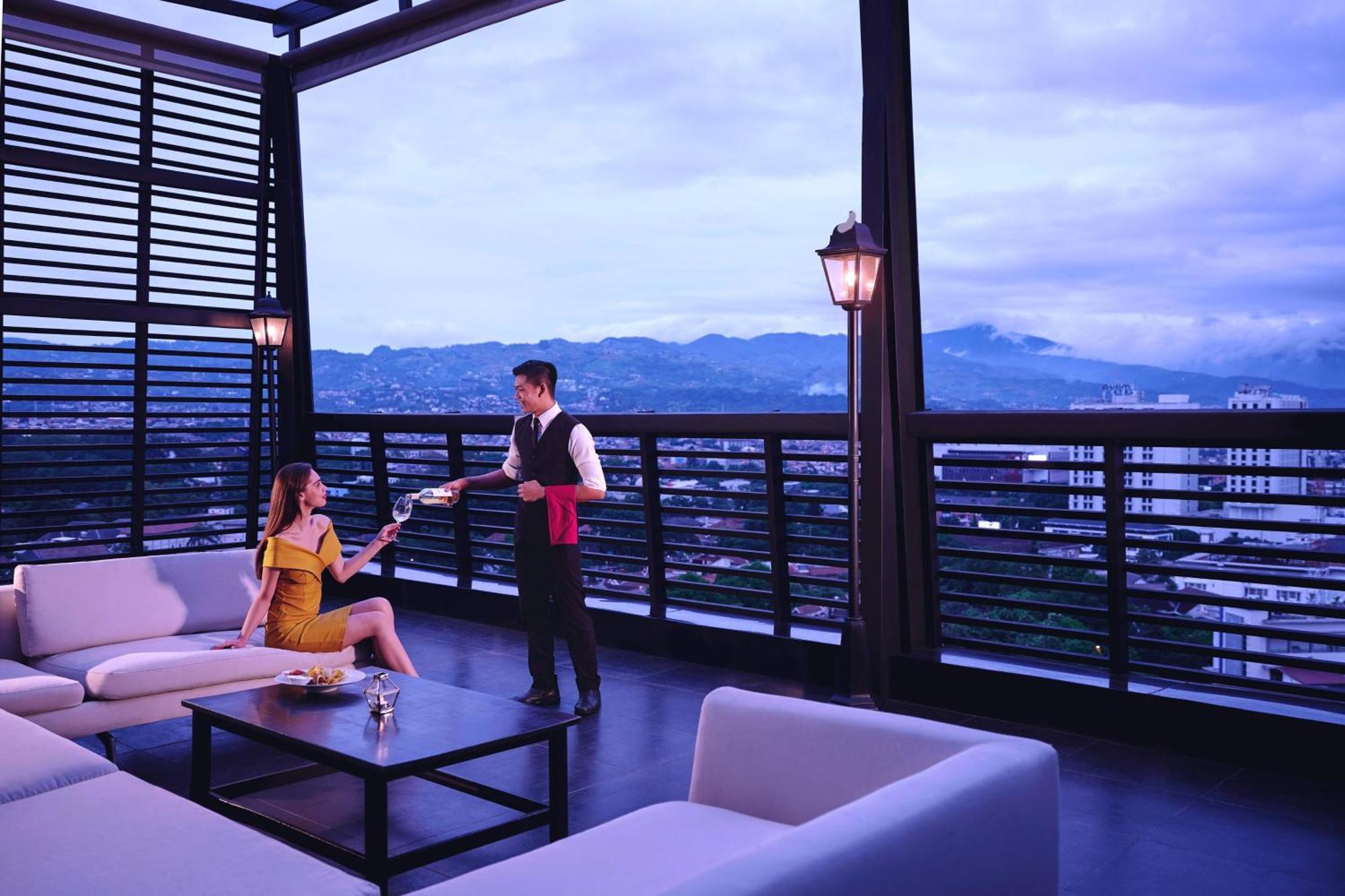Four Points By Sheraton Μπαντούνγκ Εξωτερικό φωτογραφία