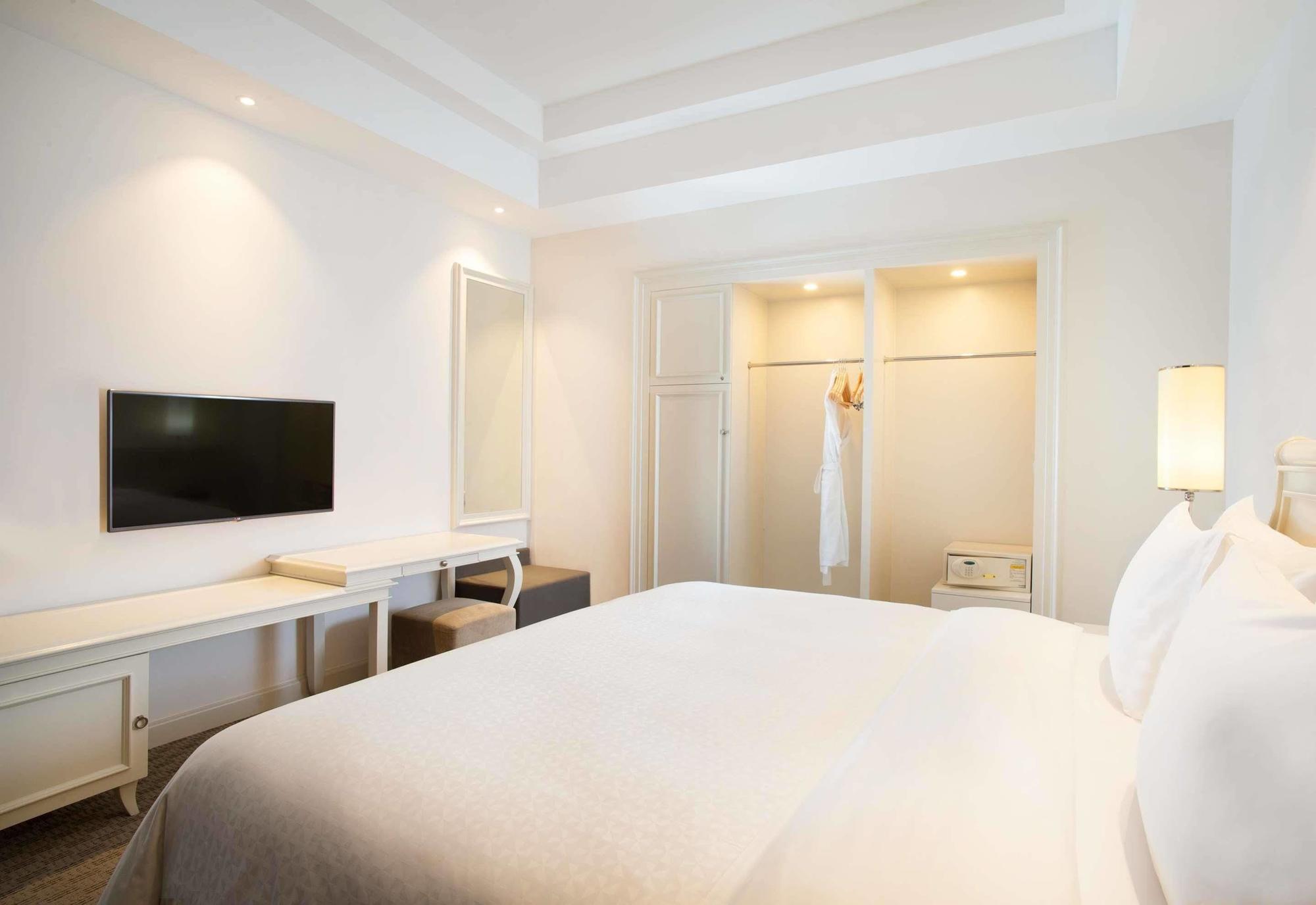 Four Points By Sheraton Μπαντούνγκ Εξωτερικό φωτογραφία